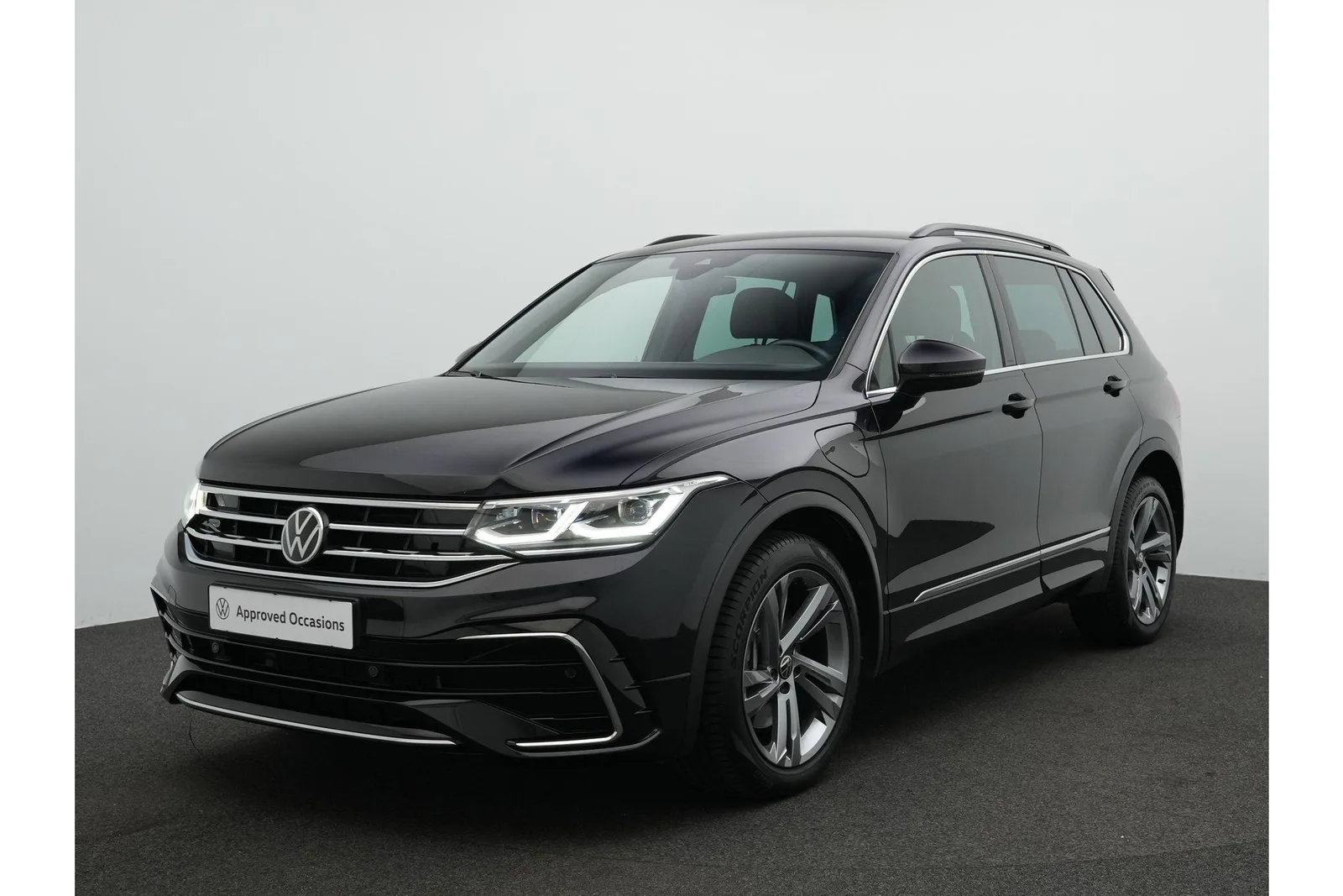 Volkswagen Tiguan (2021) — foto 1