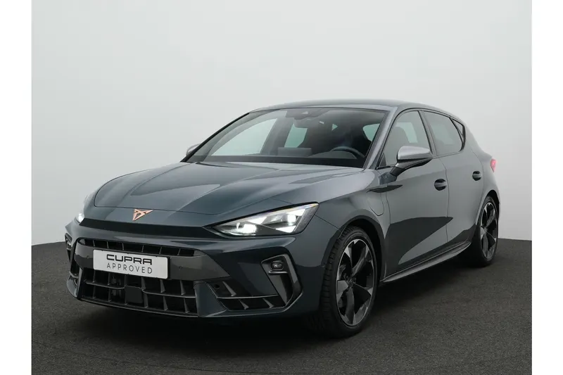 CUPRA Leon (2025)