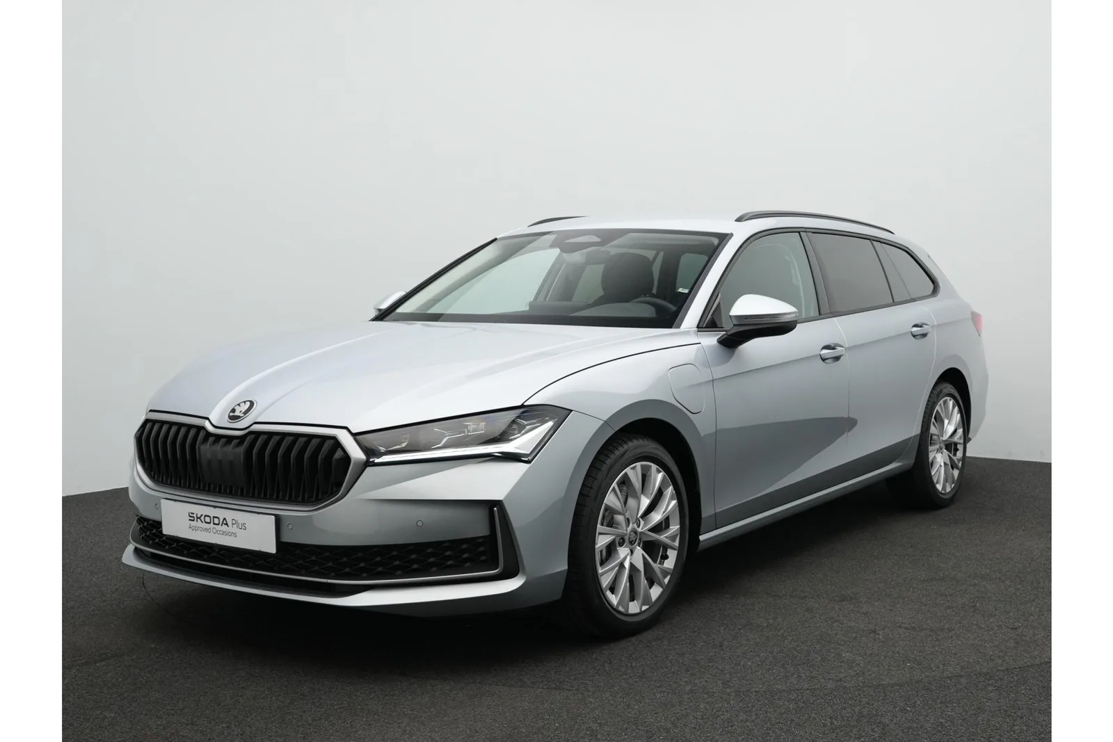 Škoda Superb (2025) — foto 1