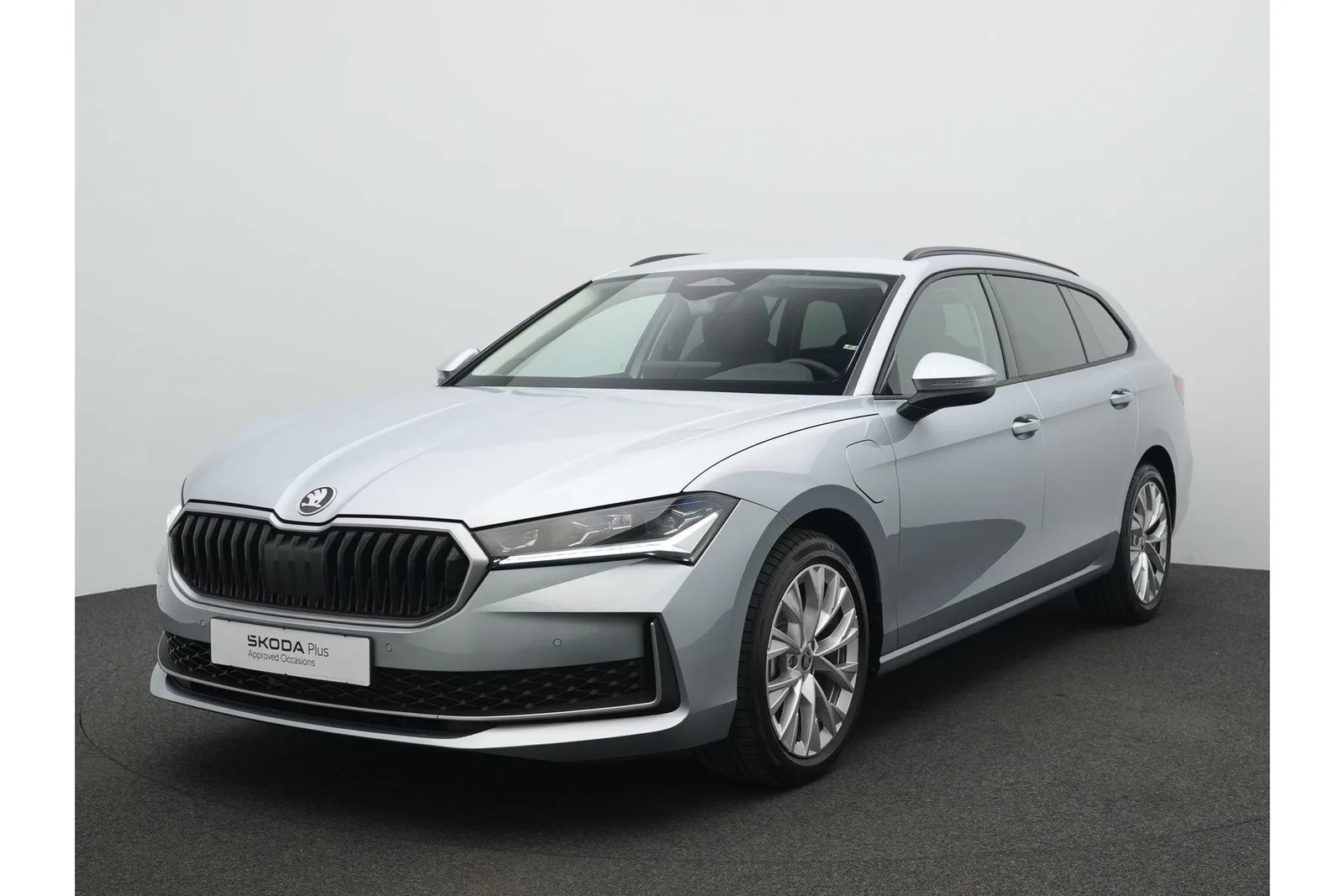 Škoda Superb (2025) — foto 1