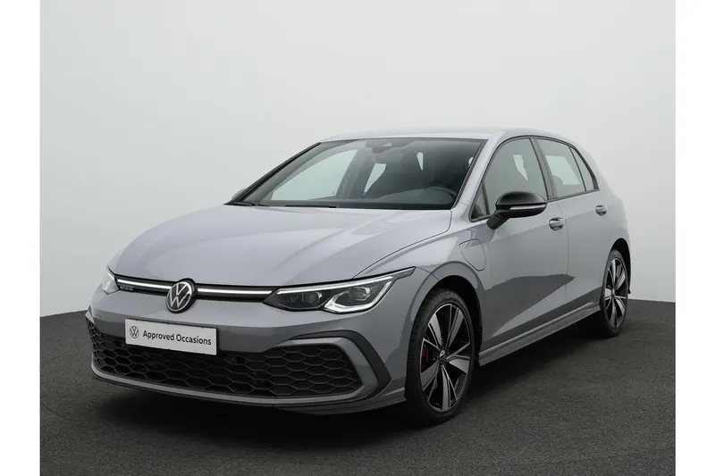 Volkswagen Golf (2023)