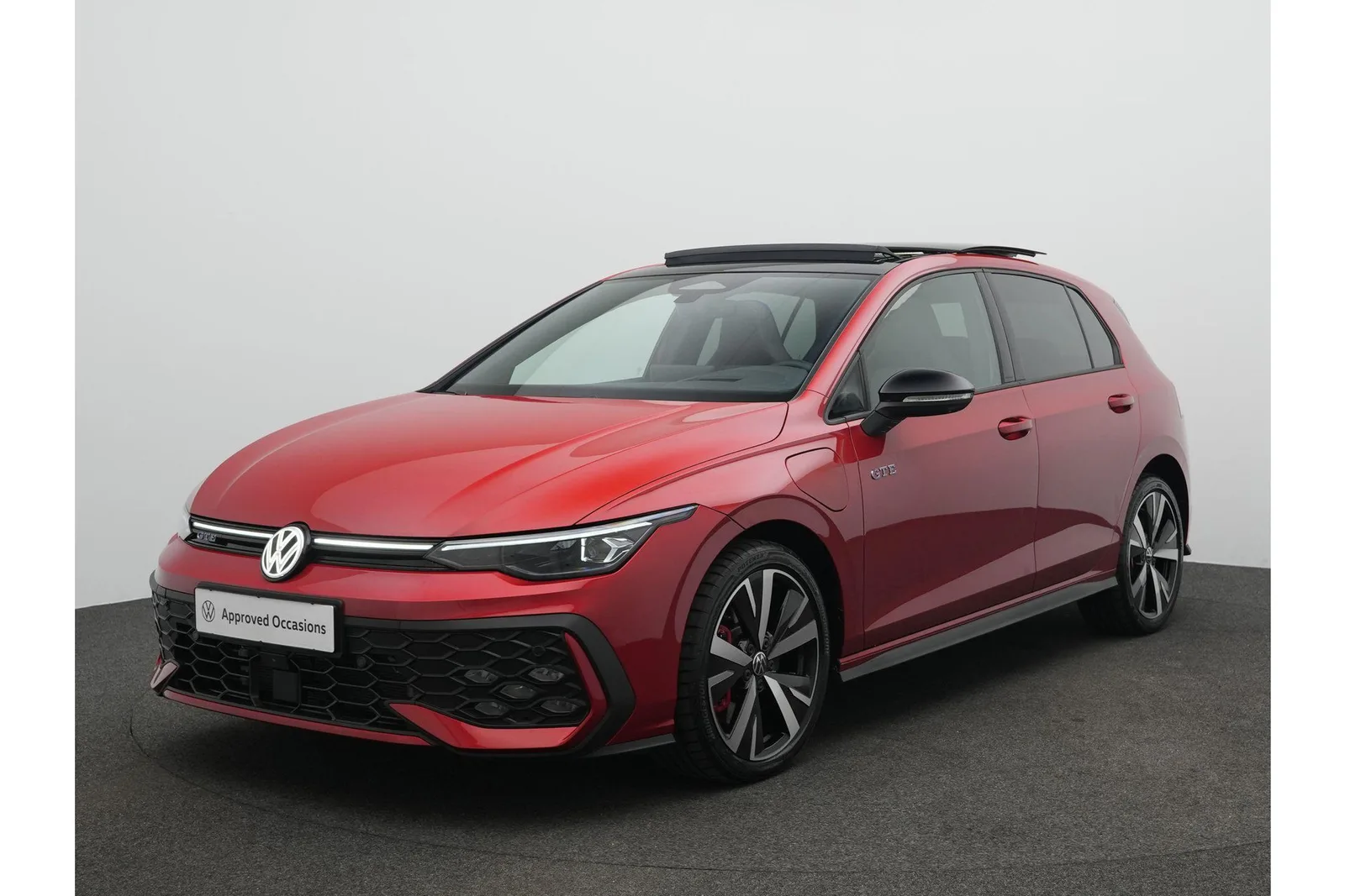 Volkswagen Golf (2025) — foto 1