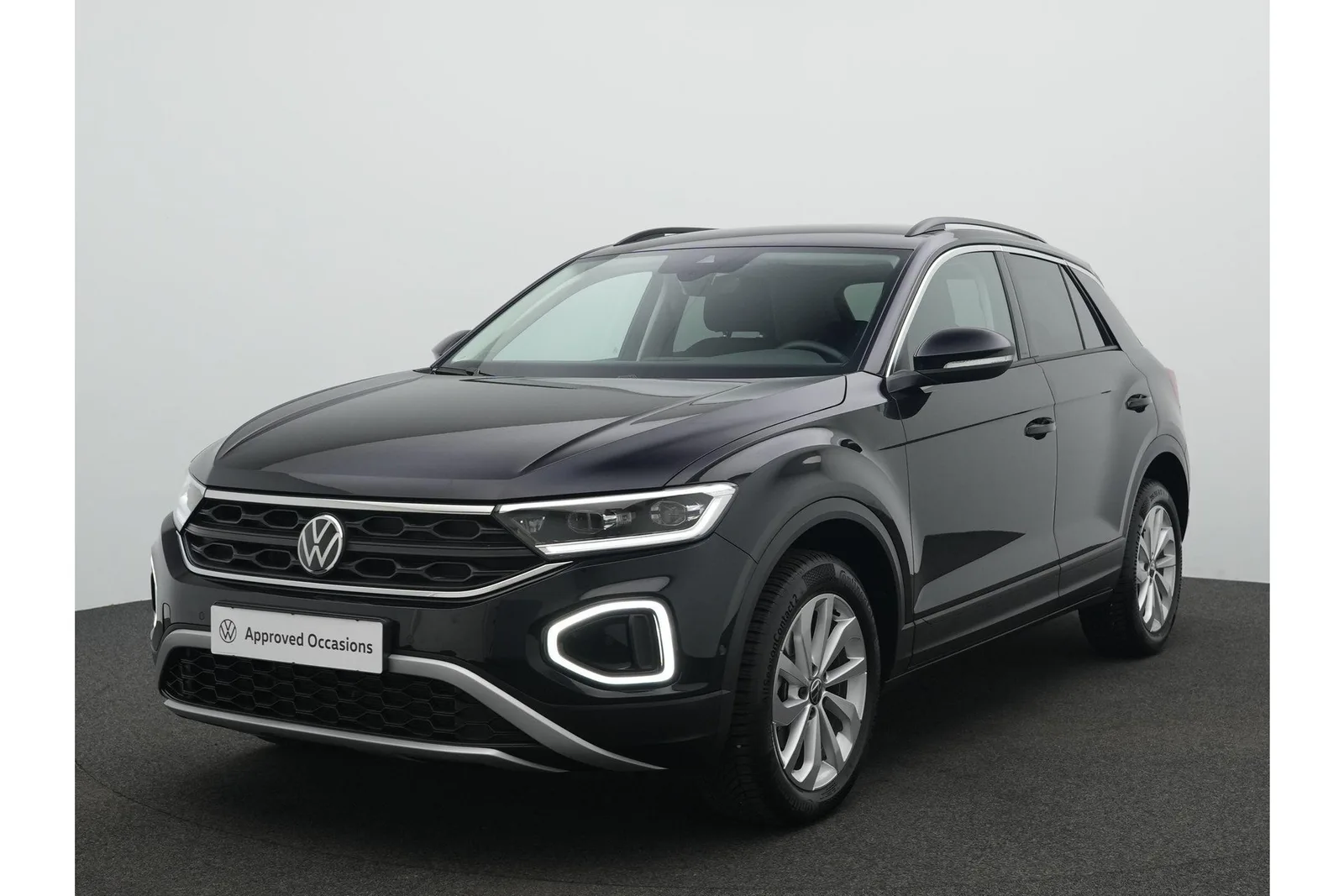 Volkswagen T-Roc (2024) — foto 1