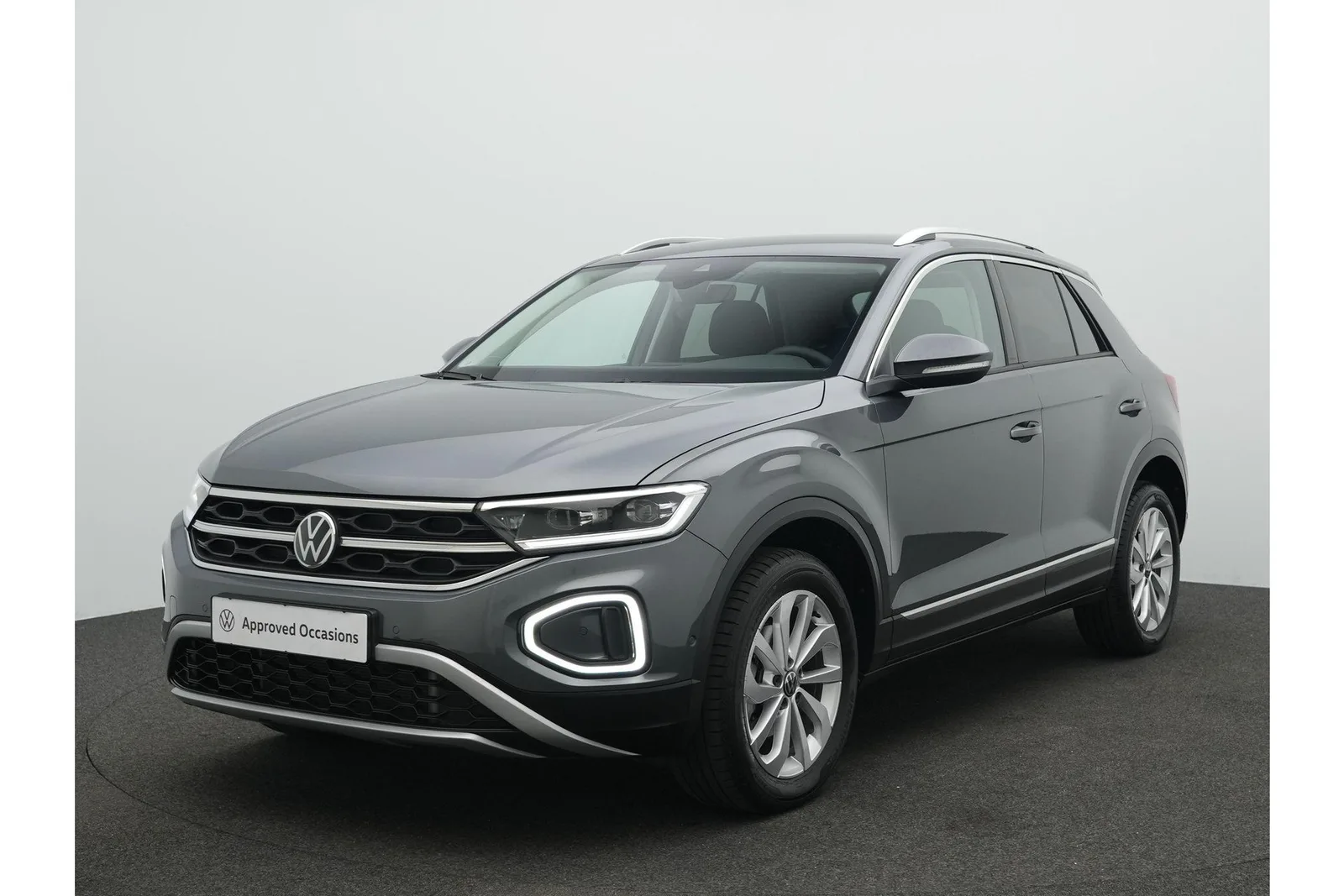 Volkswagen T-Roc (2025) — foto 1
