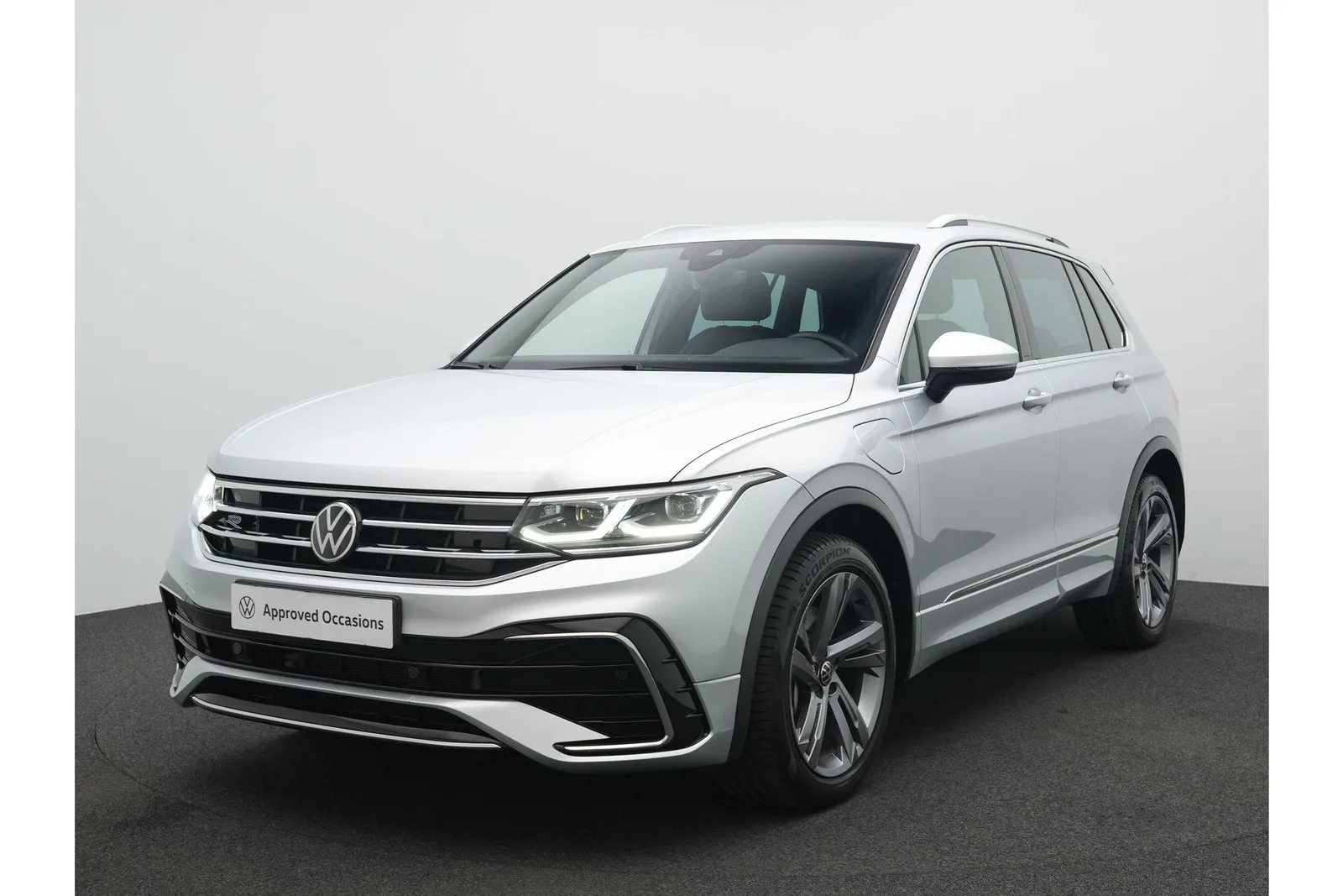 Volkswagen Tiguan (2023) — foto 1