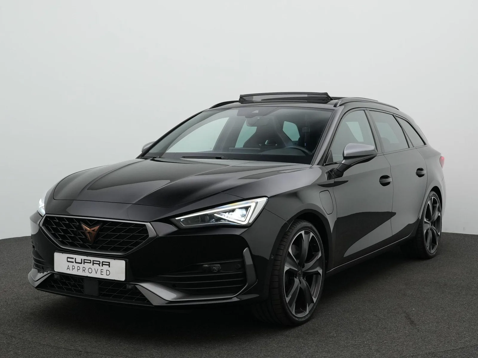 CUPRA Leon Sportstourer (2024) — foto 1