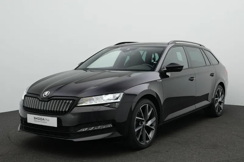 Škoda Superb (2023)