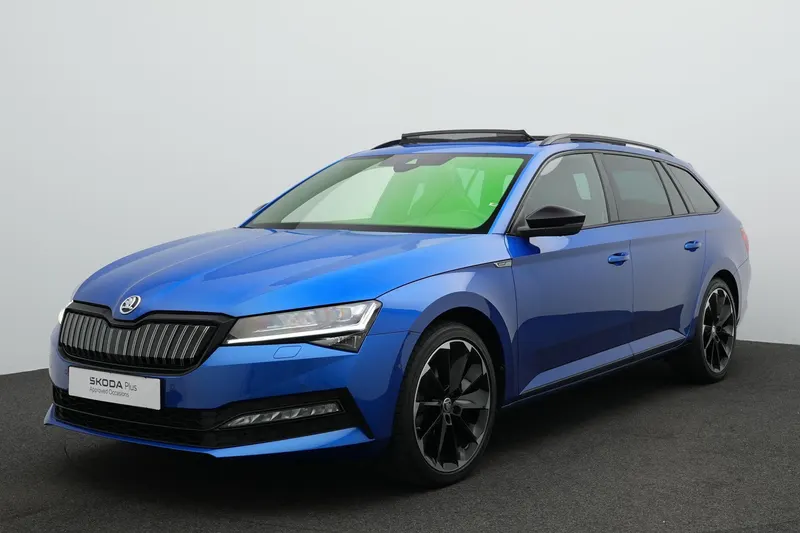 Škoda Superb (2023)