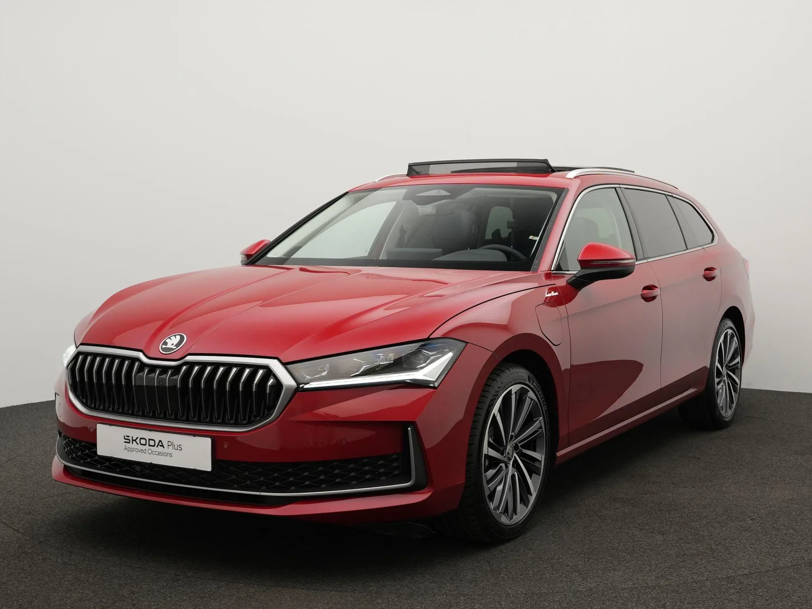 Škoda Superb (2025) — foto 1
