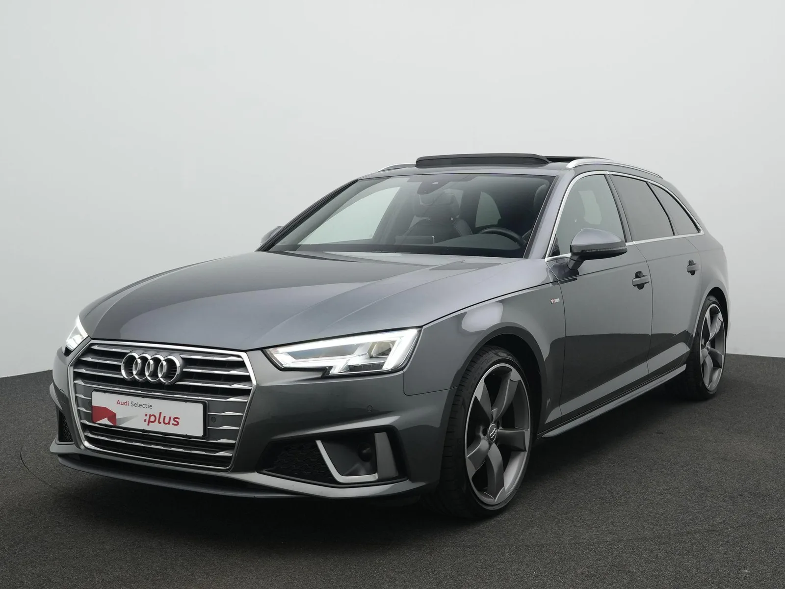 Audi A4 (2019) — foto 1