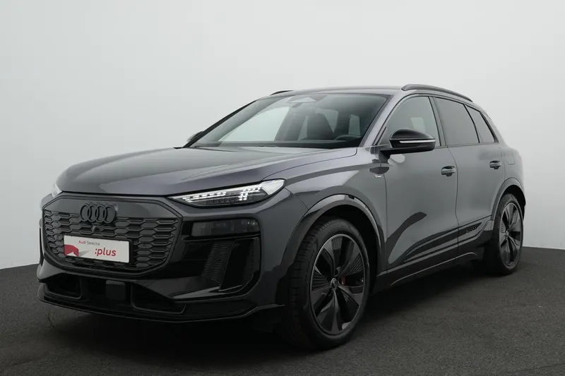 Audi Q6 (2025)