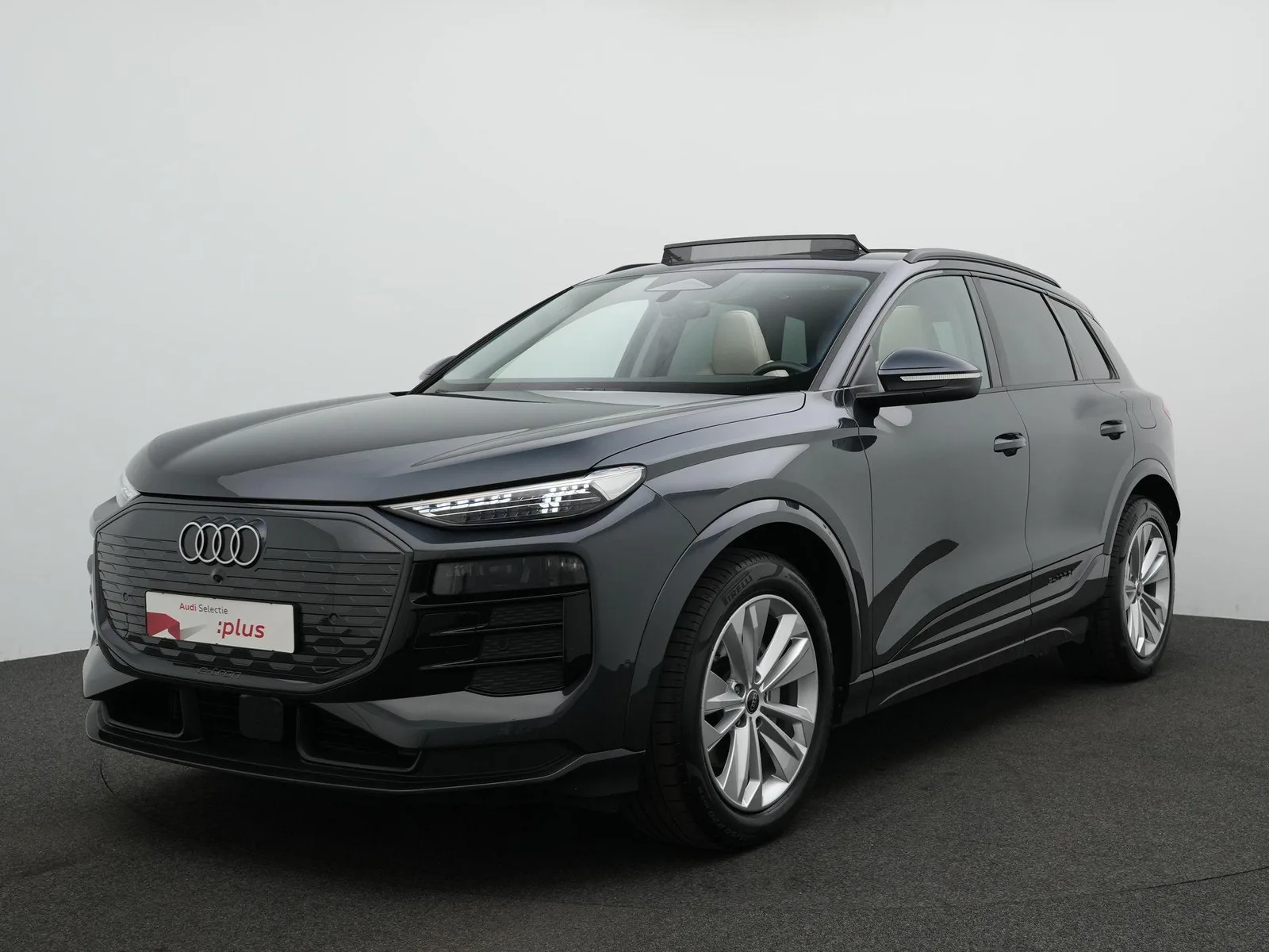 Audi Q6 e-tron (2025) — foto 1