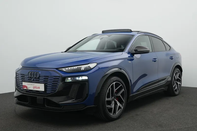 Audi Q6 e-tron (2025)