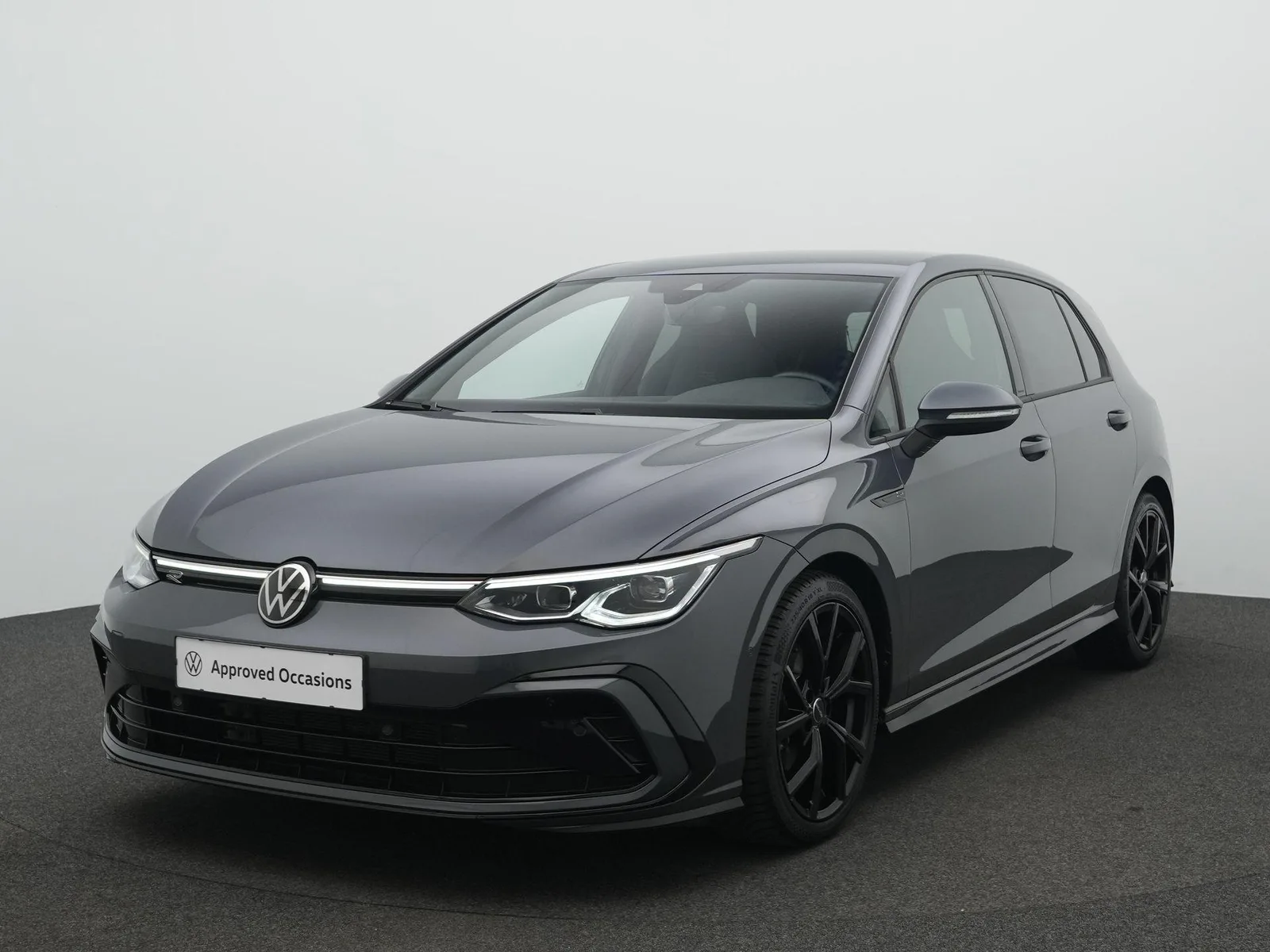 Volkswagen Golf (2023) — foto 1