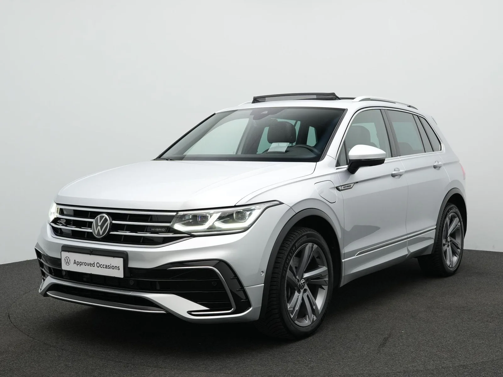 Volkswagen Tiguan (2023) — foto 1