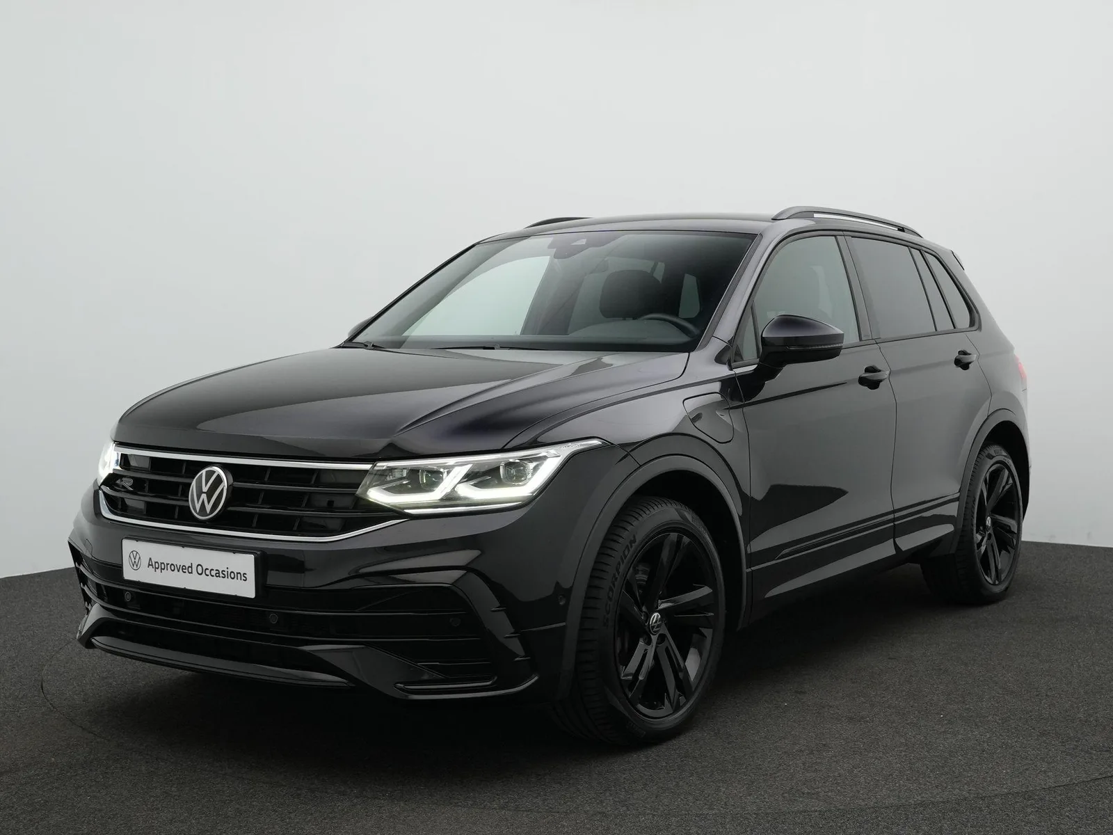 Volkswagen Tiguan (2022) — foto 1