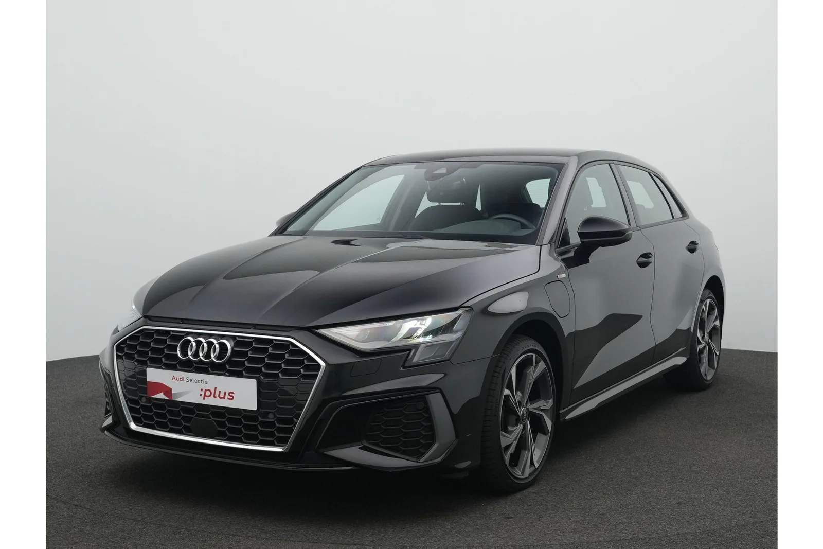 Audi A3 (2022) — foto 1