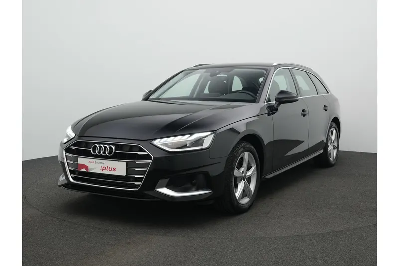 Audi A4 (2022)