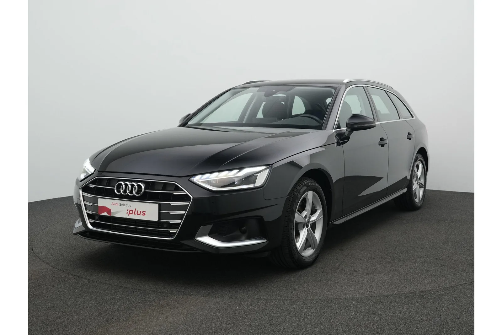 Audi A4 (2022) — foto 1