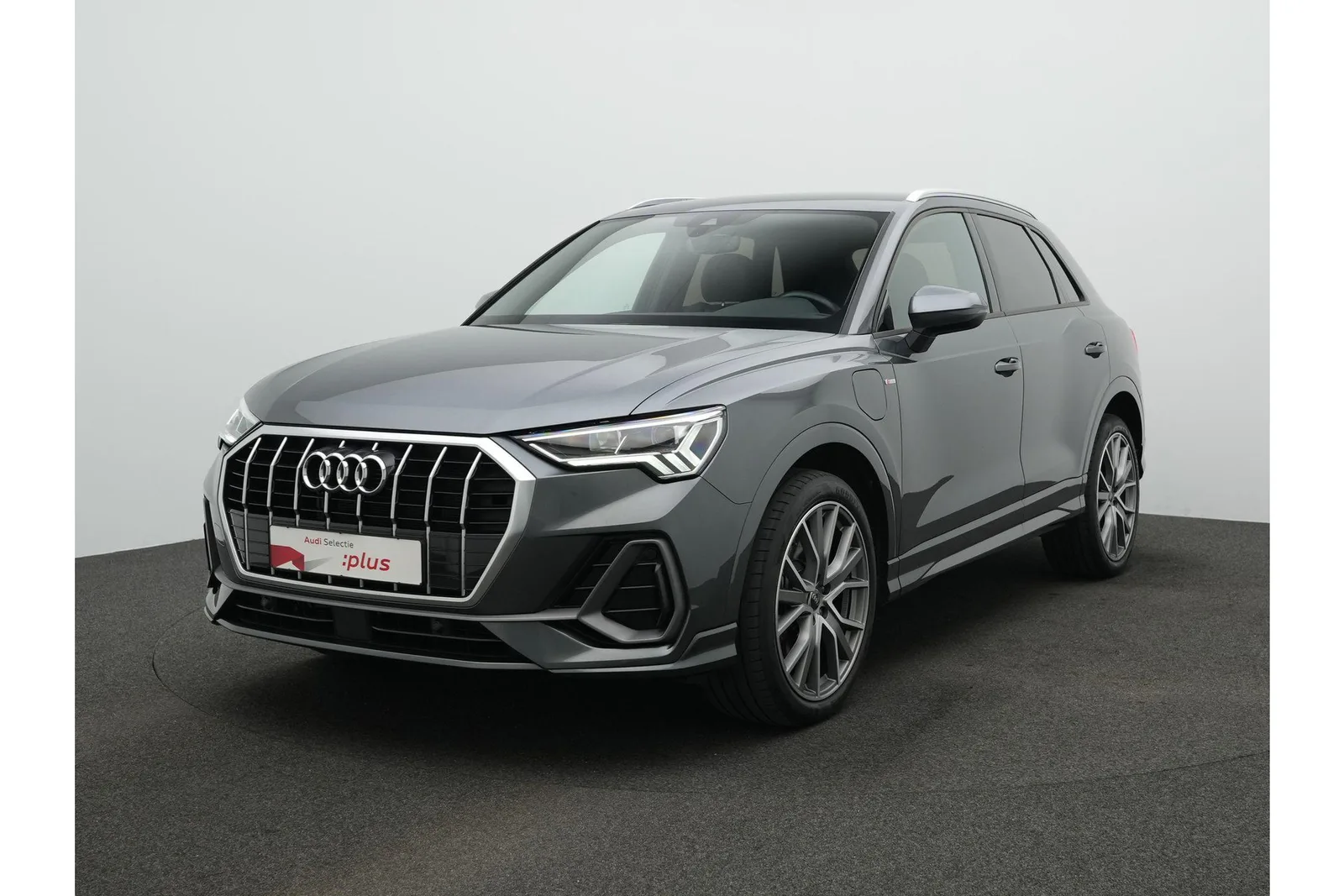 Audi Q3 (2022) — foto 1