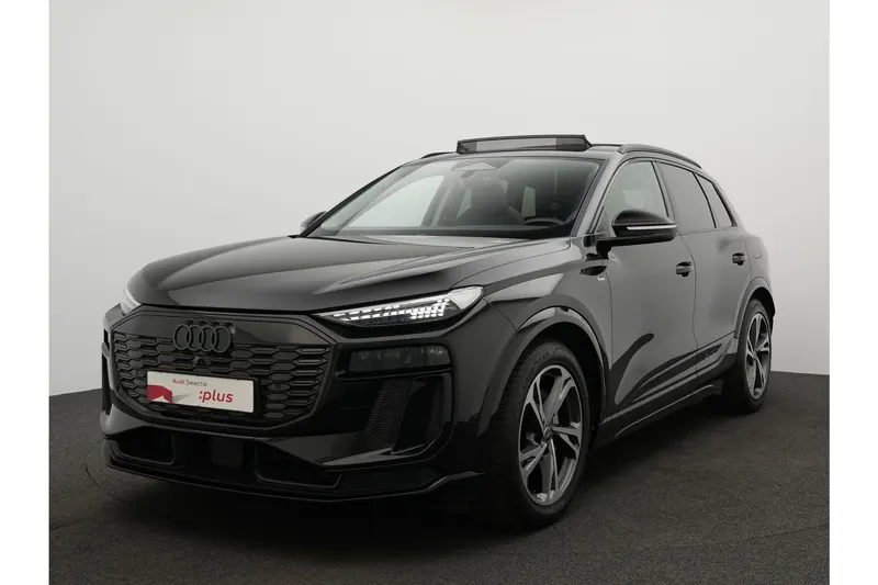 Audi Q6 e-tron (2025)
