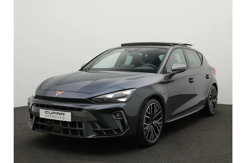 CUPRA Leon (2025)