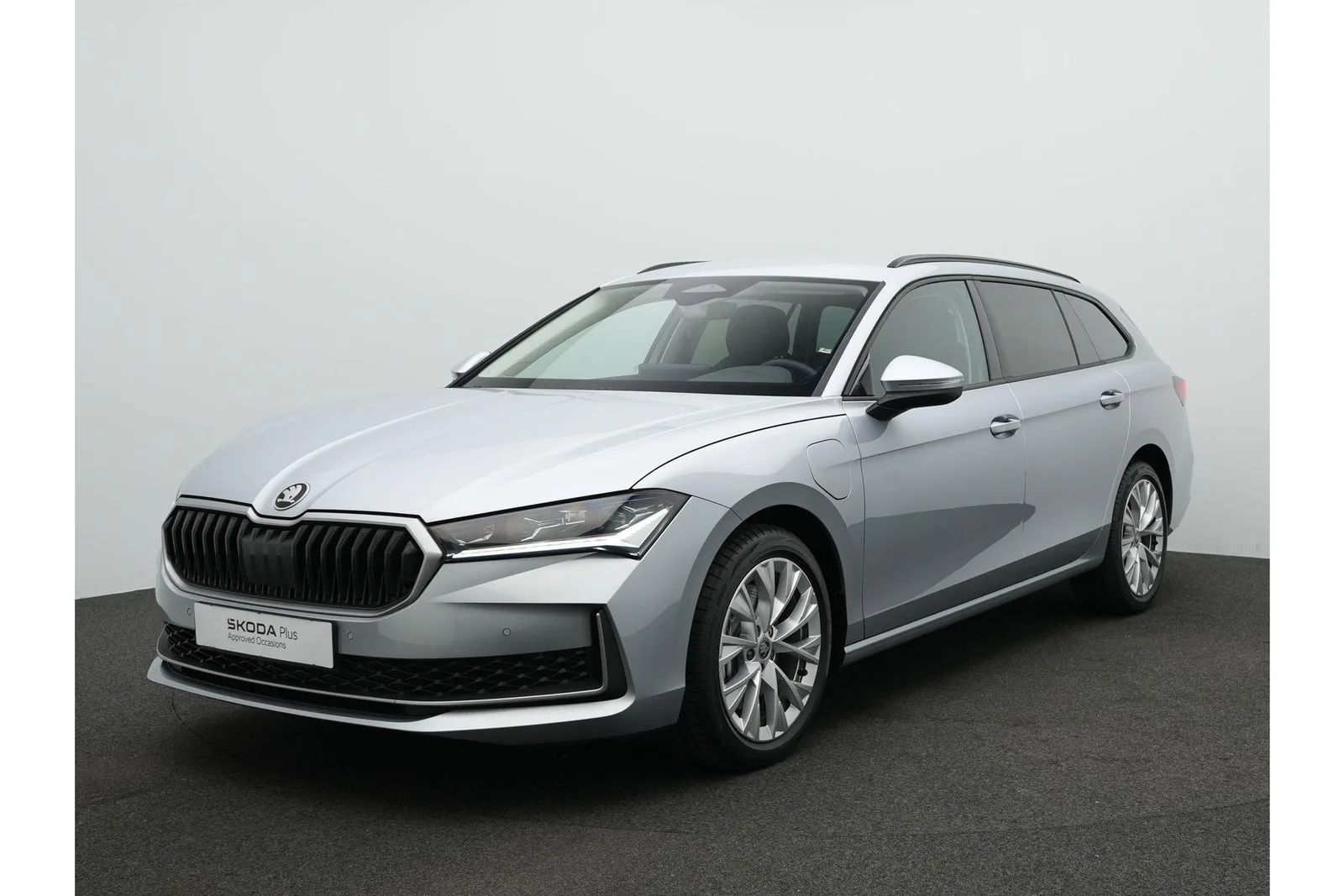 Škoda Superb (2025) — foto 1