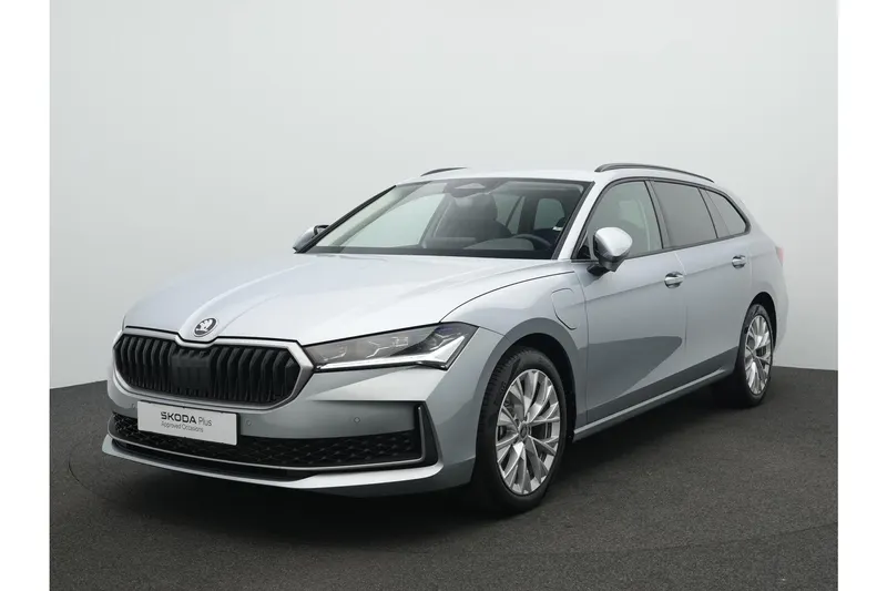 Škoda Superb (2025)