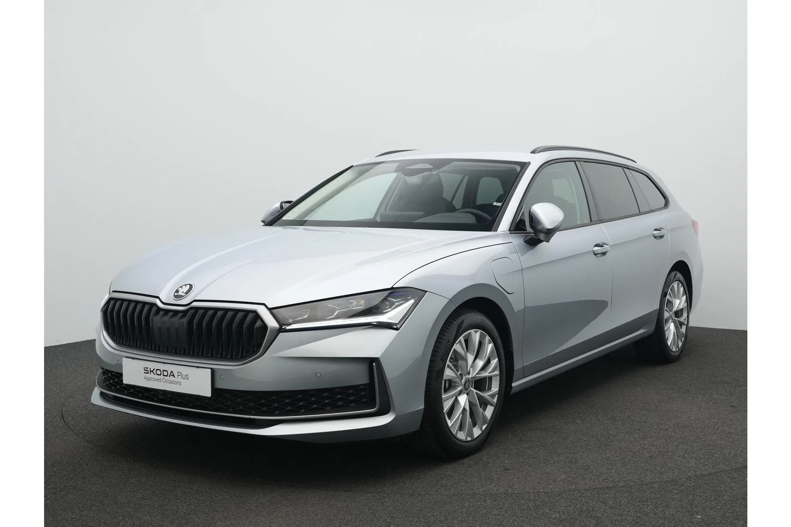 Škoda Superb (2025) — foto 1
