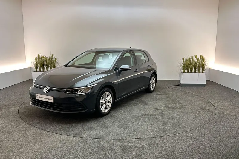 Volkswagen Golf (2023)