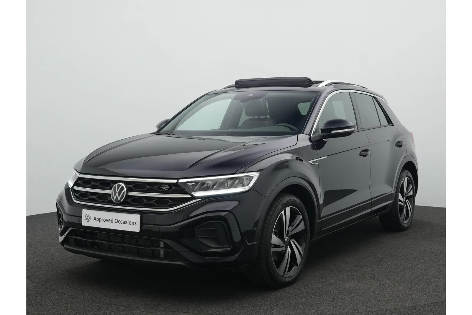 Volkswagen T-Roc (2025) — foto 1