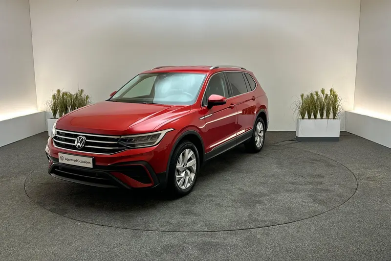 Volkswagen Tiguan (2023)