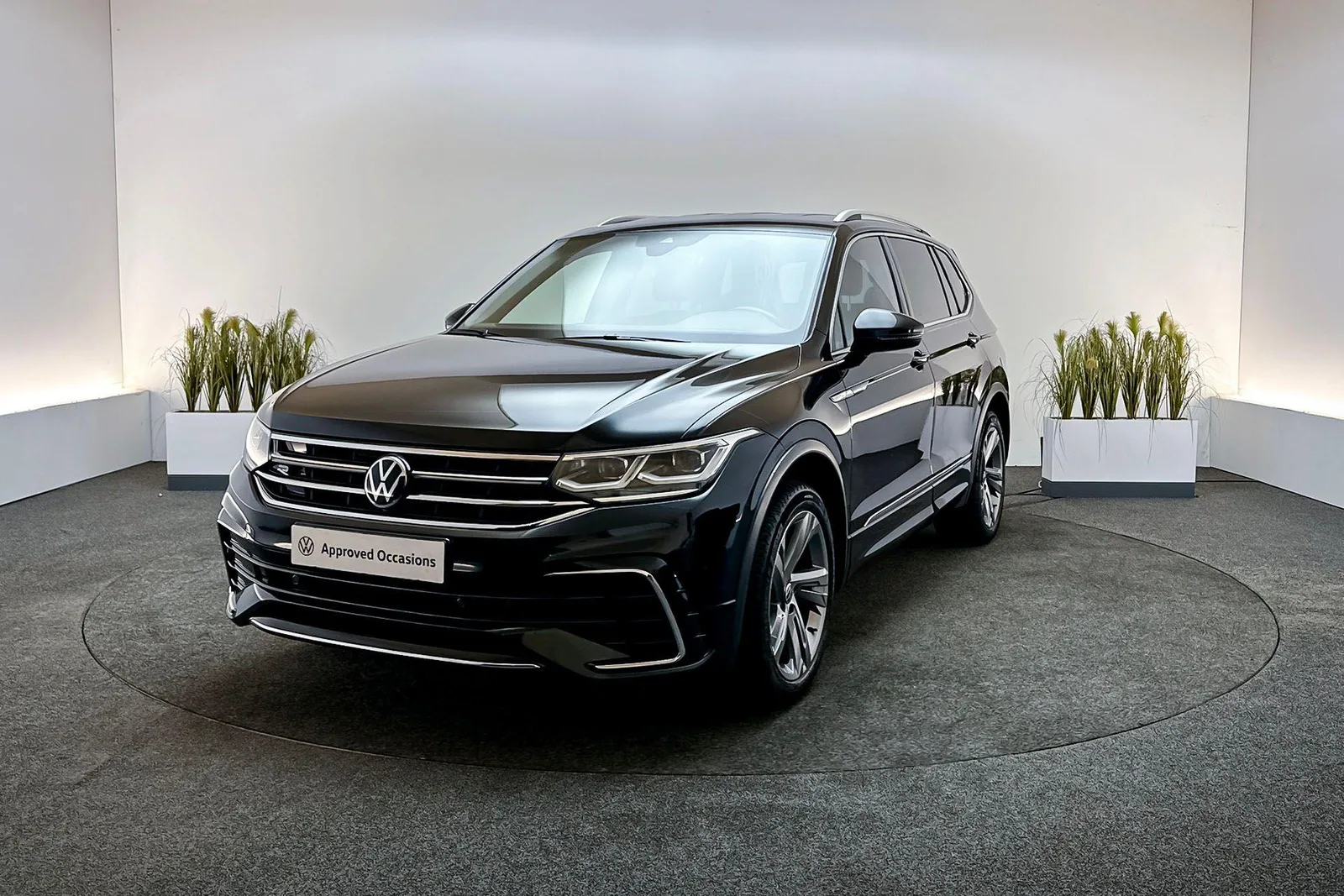 Volkswagen Tiguan (2023) — foto 1
