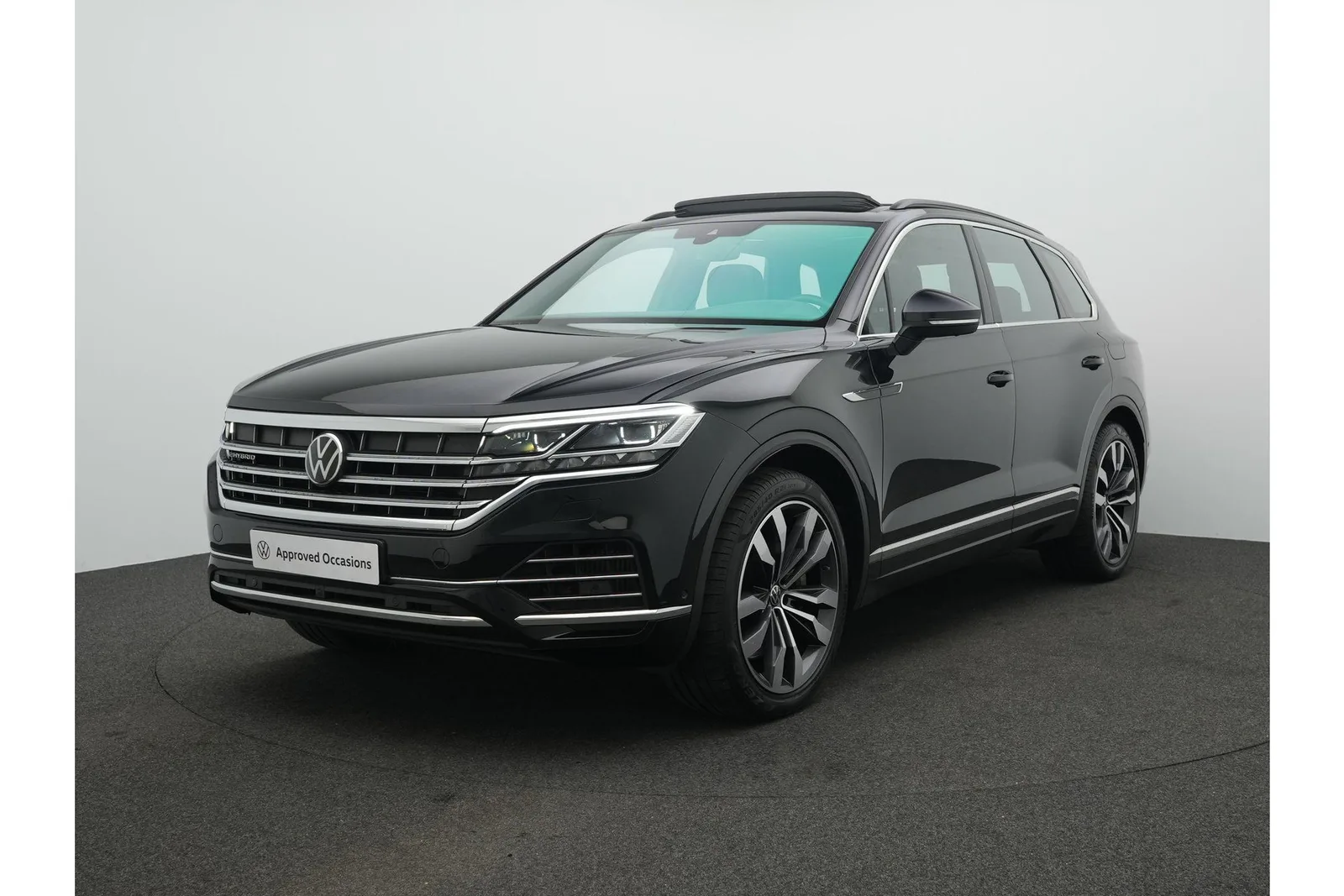 Volkswagen Touareg (2023) — foto 1
