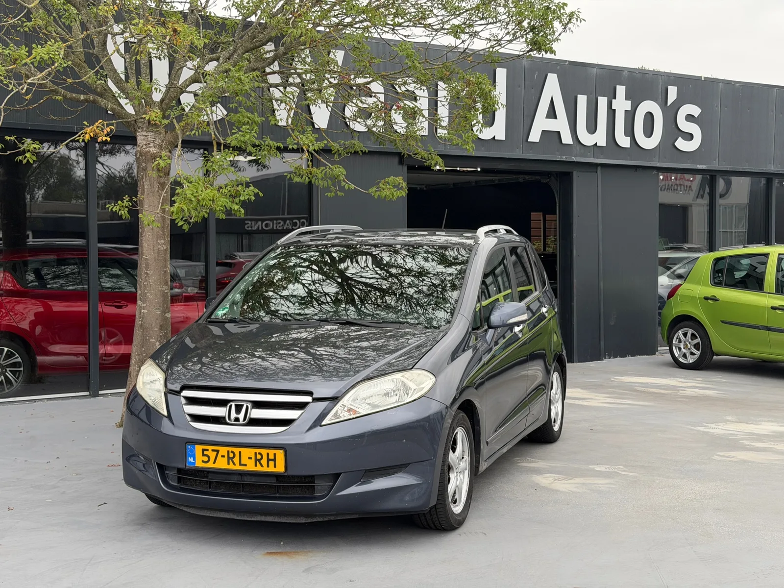 Honda FR-V (2005) — foto 1