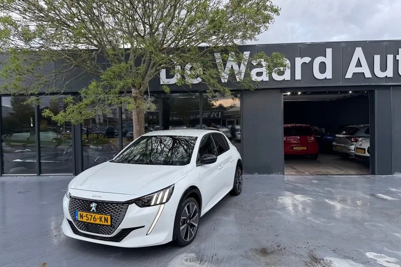 Peugeot e-208 (2021)