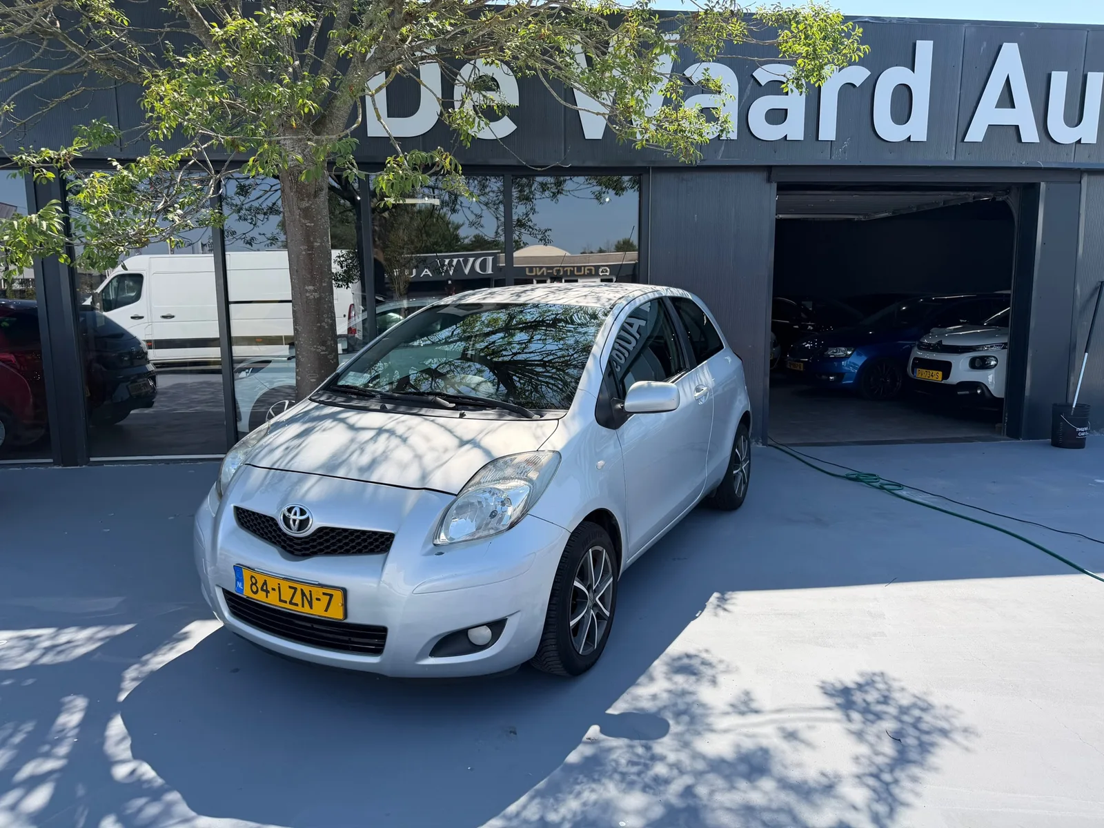 Toyota Yaris (2010) — foto 1