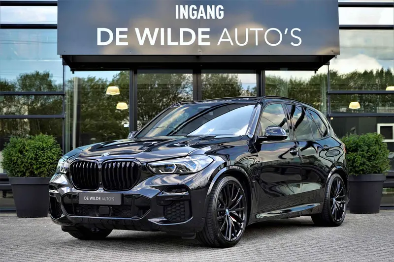 BMW X5 (2022)