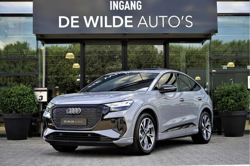 Audi Q4 e-tron (2023)