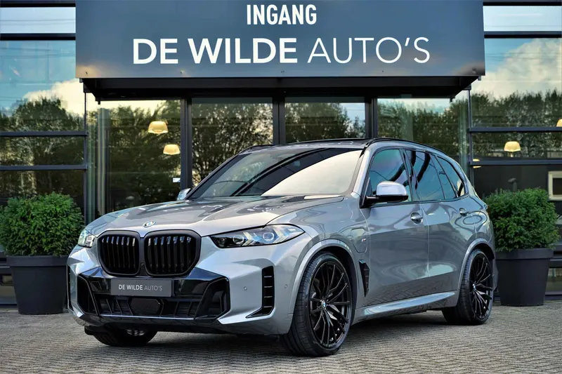 BMW X5 (2025)