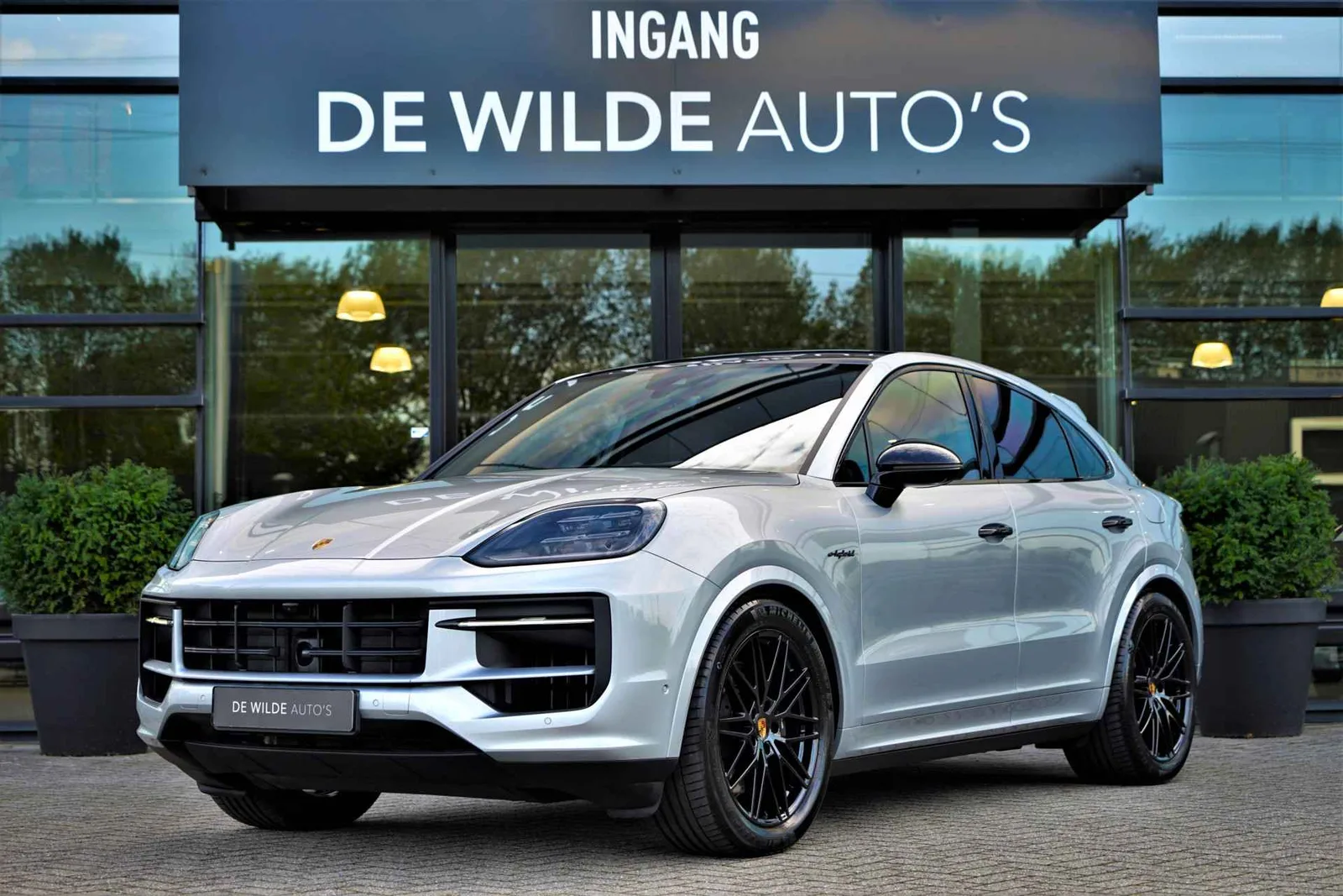 Porsche Cayenne Coupé (2025) — foto 1