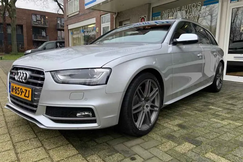 Audi AVANT (2014)