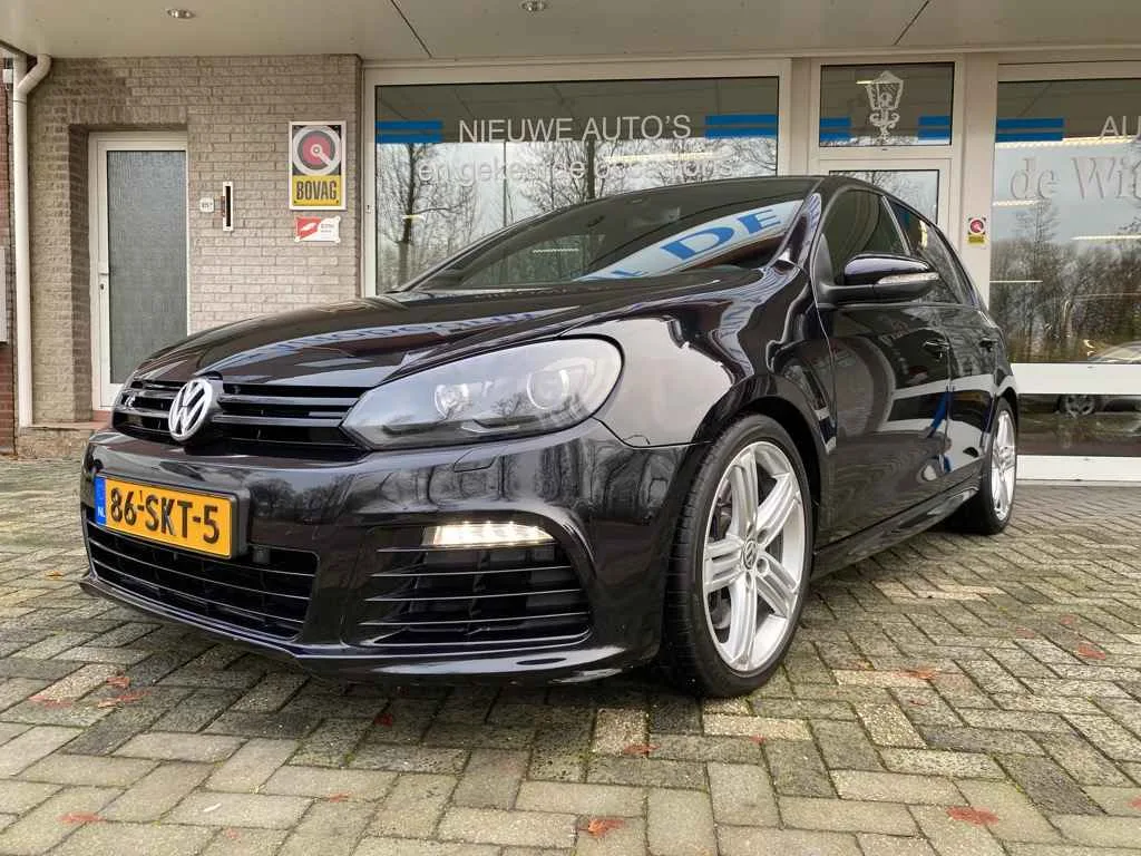 Volkswagen Golf (2011) — foto 1