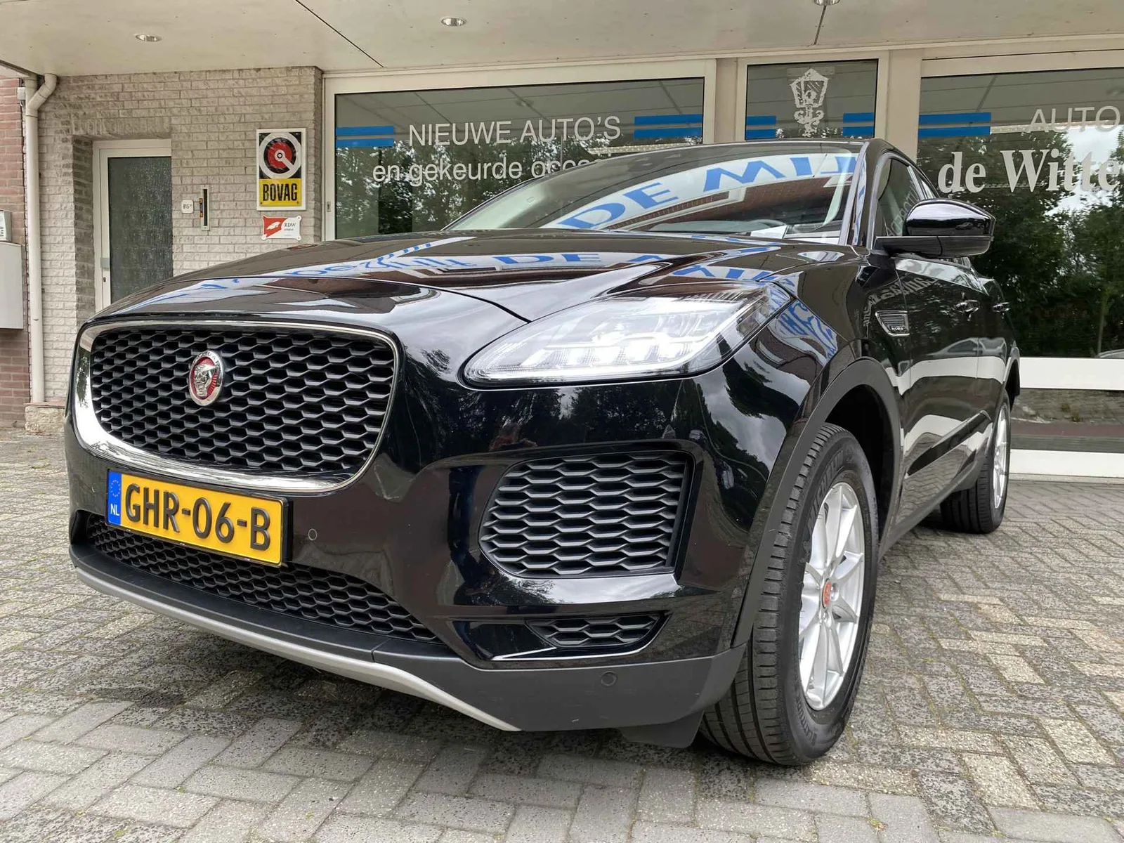 Jaguar E-Pace (2020) — foto 1