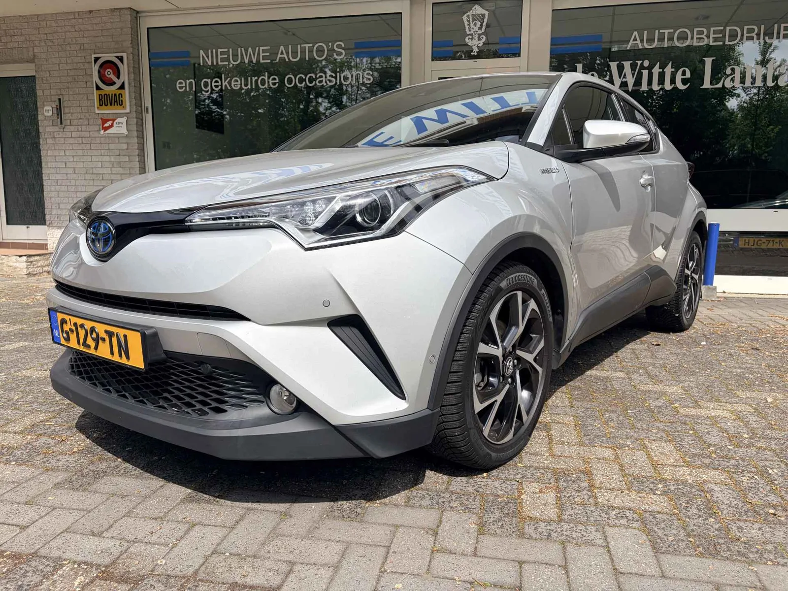 Toyota C-HR (2019) — foto 1