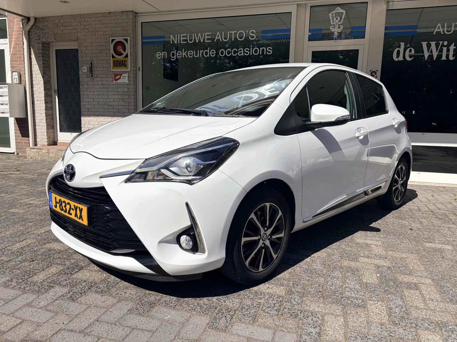 Toyota Yaris (2019) — foto 1