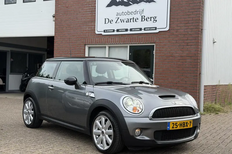 MINI Cooper S (2008)