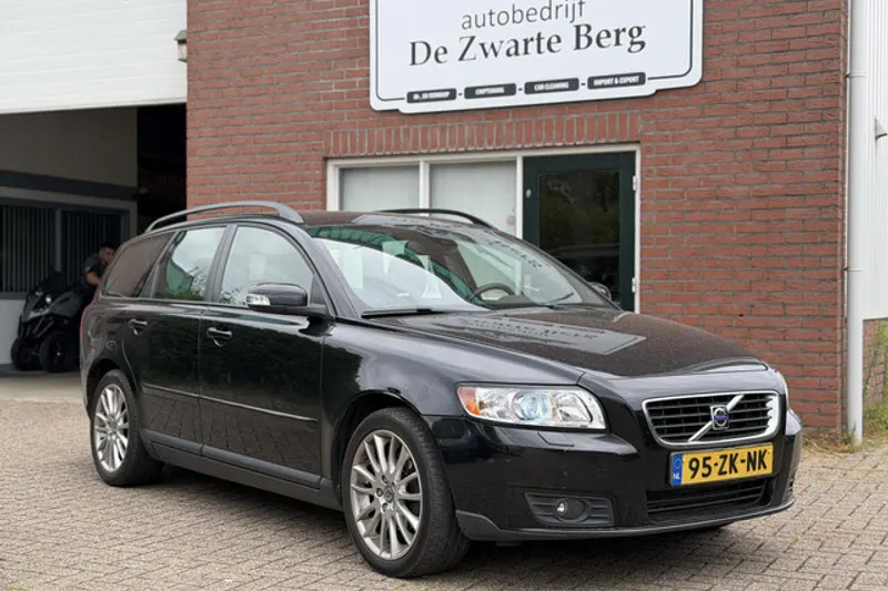 Volvo V50 (2008)