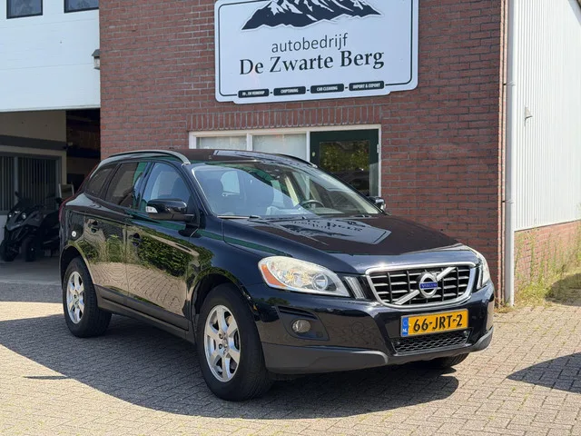 Volvo XC60 (2009) — foto 1