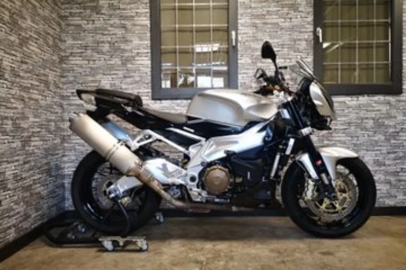 Aprilia Tuono 1000 R (2009)